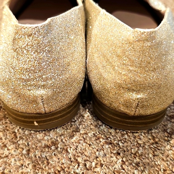 Flat Shoes - Picture 9 of 14